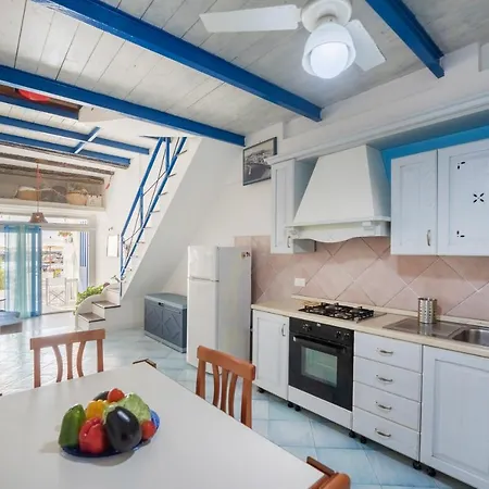 펜션 Casa Sottorar - Loft Open Space In Corricella 프로치다