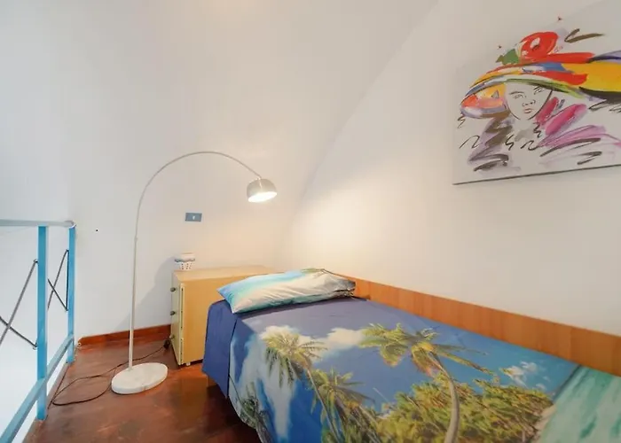 Semesterbostad Casa Sottorar - Loft Open Space In Corricella