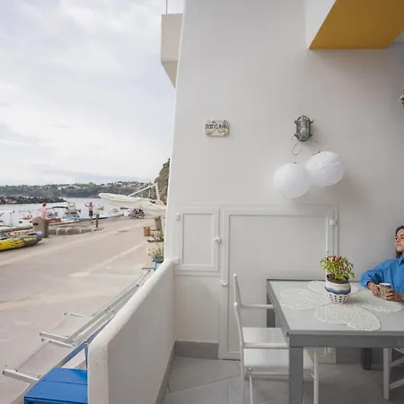 Casa Sottorar - Loft Open Space In Corricella Προτσίντα